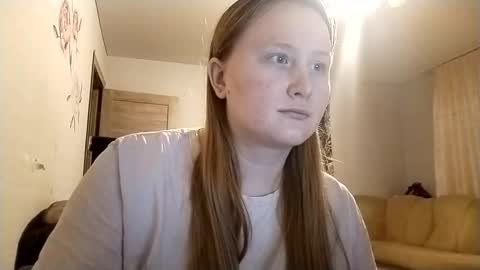 Snapshot of anika_lipps chatting on 11/21/25, 04:11 Anika online show from 11/21/25, 04:11