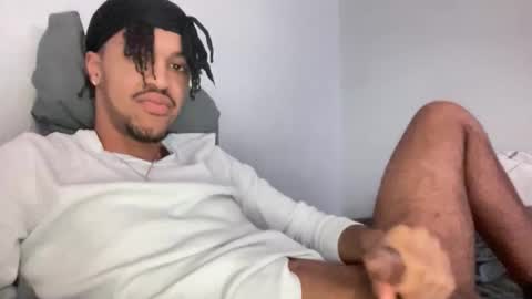 Animeboygirls online show from 11/11/25, 04:01