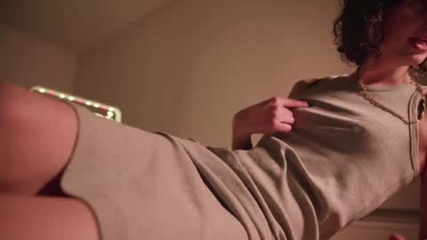 Anise online show from 01/04/25, 07:23