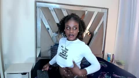 anisha_zambrano online show from 01/16/26, 01:26