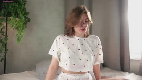 AnishaVivo online show from 04/04/26, 10:02