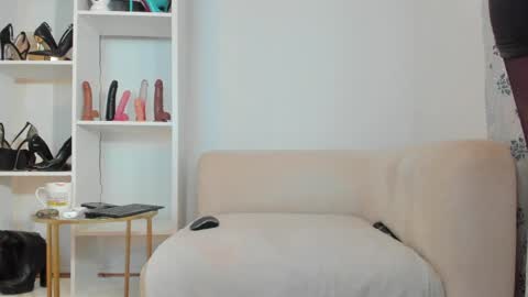 Snapshot of anisialuna_ chatting on 06/02/26, 07:32 Luna online show from 06/02/26, 07:32