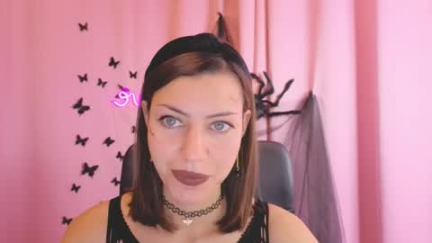 Anni online show from 11/01/25, 04:20