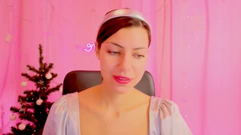 Anni online show from 12/15/25, 07:56