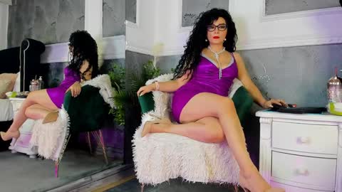 anissia teaser online show from 02/04/25, 05:31