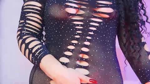 anissia teaser online show from 11/08/25, 05:29