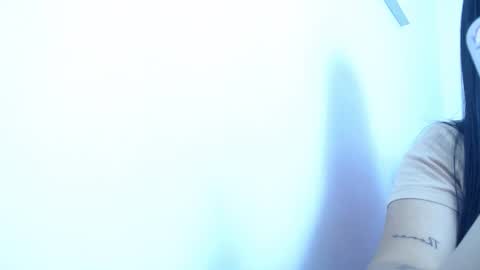 ana independent model online show from 02/03/25, 06:34