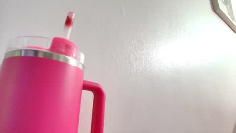 ana independent model online show from 12/05/25, 05:16