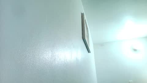 ana independent model online show from 12/18/25, 08:09