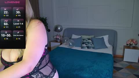 Anita online show from 12/18/24, 01:15