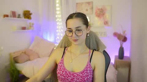 Anita Grey online show from 12/21/25, 07:21