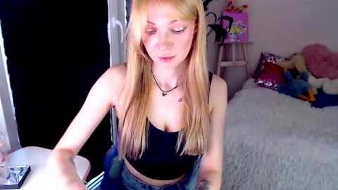 anita_moon_ online show from 05/23/26, 01:15