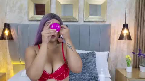 Snapshot of anita_sagegb chatting on 07/08/26, 12:31 Dania Lpez online show from 07/08/26, 12:31