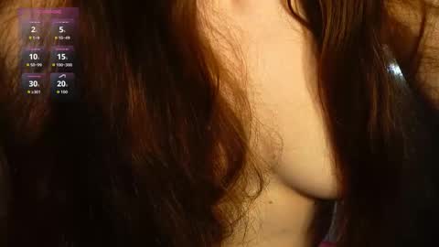 Snapshot of anita_von chatting on 10/31/25, 04:57 anita_von online show from 10/31/25, 04:57