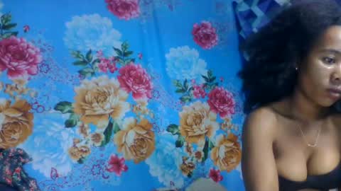 Snapshot of anitaazzh chatting on 06/14/26, 02:30 anitaazzh online show from 06/14/26, 02:30
