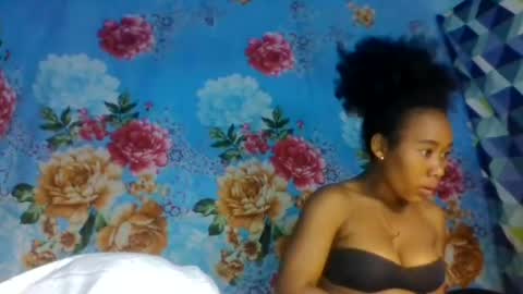 Snapshot of anitaazzh chatting on 06/16/26, 03:03 anitaazzh online show from 06/16/26, 03:03