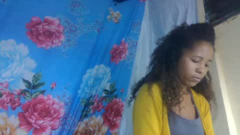 Snapshot of anitaazzh chatting on 06/25/26, 06:29 anitaazzh online show from 06/25/26, 06:29