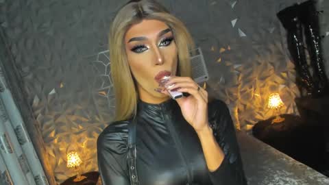 Miss Ann online show from 01/07/25, 10:32