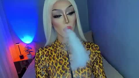 Miss Ann online show from 10/07/25, 03:25