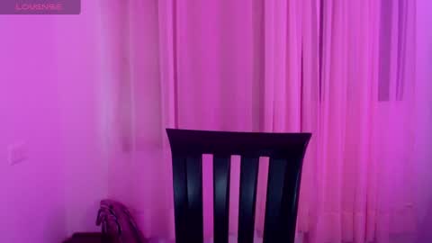 Snapshot of anitafox_ chatting on 06/26/26, 12:26 Anitafoxx online show from 06/26/26, 12:26
