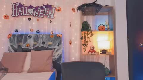 anitaglow online show from 10/26/25, 07:31