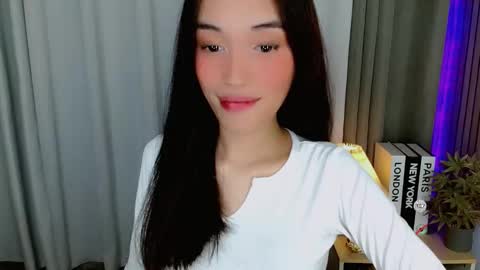 Snapshot of anitaguen chatting on 10/12/25, 10:42 anita online show from 10/12/25, 10:42