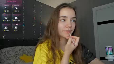 Snapshot of anitailer chatting on 08/09/26, 08:58 Ani online show from 08/09/26, 08:58