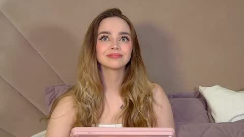 AnitaVenture online show from 04/11/26, 04:22