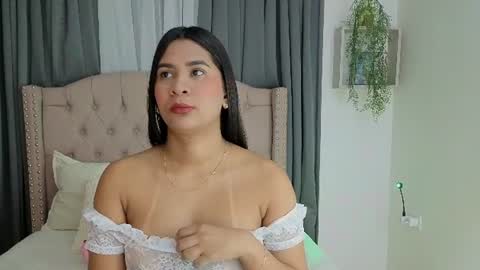anittafoxx online show from 07/04/26, 11:22