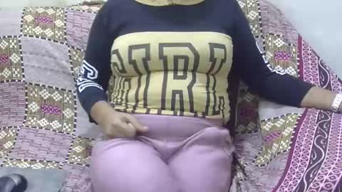 Snapshot of anjali_dogra786 chatting on 11/06/25, 07:59 anjali_dogra786 online show from 11/06/25, 07:59