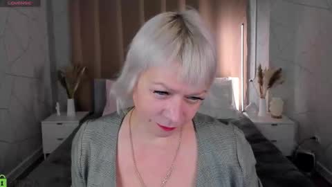 ann_annise online show from 02/07/26, 01:09