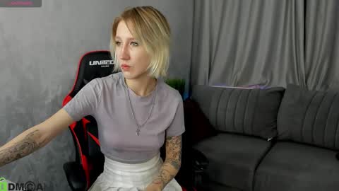 ann online show from 03/01/26, 01:07