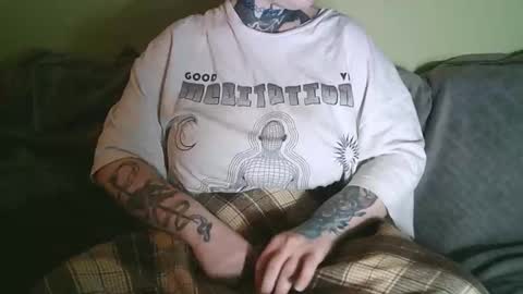 ann_lelala_ online show from 02/16/25, 06:10