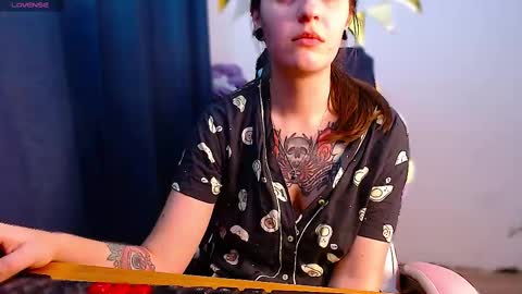 Ann online show from 03/12/25, 05:28