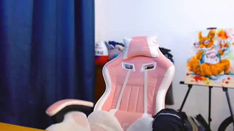 Ann online show from 10/12/25, 04:17