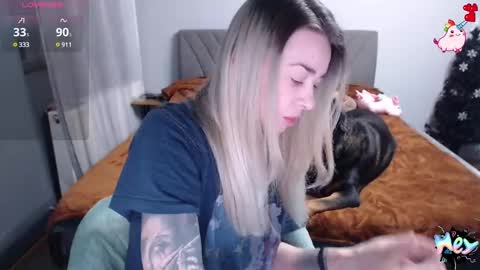 Snapshot of anna_ana chatting on 12/12/24, 12:55 Anadirectgirl online show from 12/12/24, 12:55