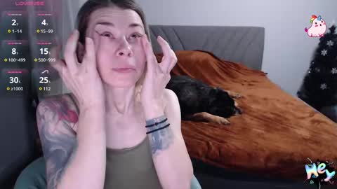 Snapshot of anna_ana chatting on 12/17/24, 09:50 Anadirectgirl online show from 12/17/24, 09:50