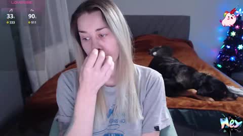 Snapshot of anna_ana chatting on 12/20/24, 09:43 Anadirectgirl online show from 12/20/24, 09:43