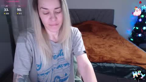 Snapshot of anna_ana chatting on 12/20/24, 12:49 Anadirectgirl online show from 12/20/24, 12:49