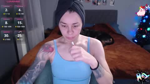 Snapshot of anna_ana chatting on 12/31/24, 10:37 Anadirectgirl online show from 12/31/24, 10:37