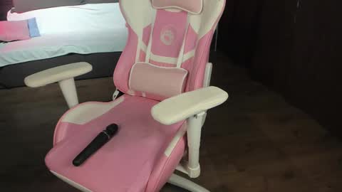 Snapshot of anna_belle3 chatting on 02/14/25, 06:56 AnnaThe next stream is tomorrow online show from 02/14/25, 06:56