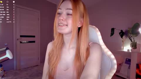 Snapshot of anna_bronson chatting on 12/02/25, 12:54 Anna online show from 12/02/25, 12:54