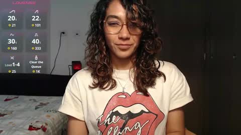 Snapshot of anna_dlove_cam chatting on 12/27/24, 03:59 Anna online show from 12/27/24, 03:59