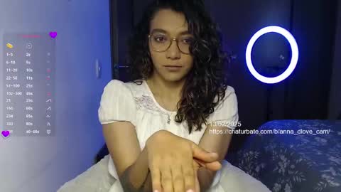 Snapshot of anna_dlove_cam chatting on 02/14/25, 02:33 Anna online show from 02/14/25, 02:33