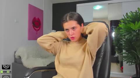 anna_firee online show from 01/14/26, 09:15