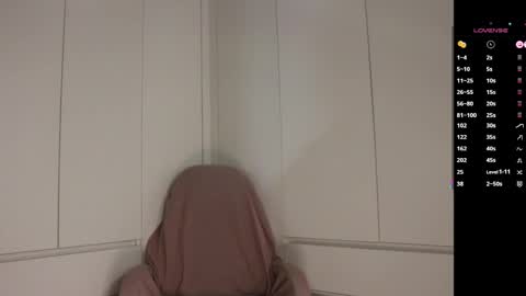 Anna  online show from 02/10/25, 08:20