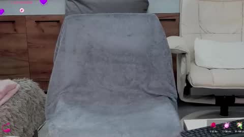 Anna online show from 02/19/26, 12:45