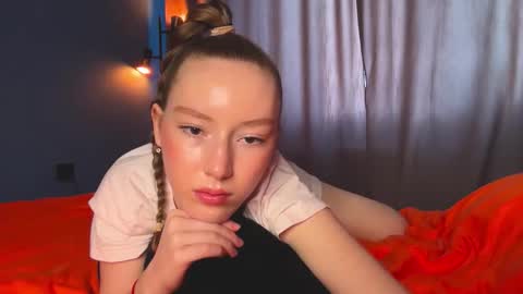 Snapshot of anna_kare chatting on 02/25/26, 06:56 Anna online show from 02/25/26, 06:56