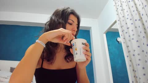 Anna online show from 02/03/25, 07:18