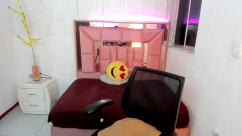 ANNA online show from 02/01/26, 06:56